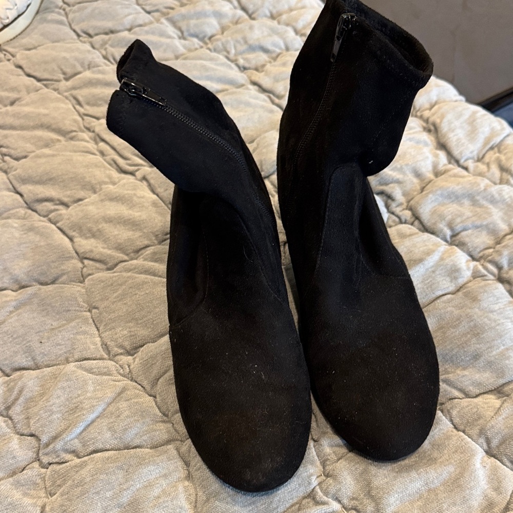Unisa Black Ankle Booties